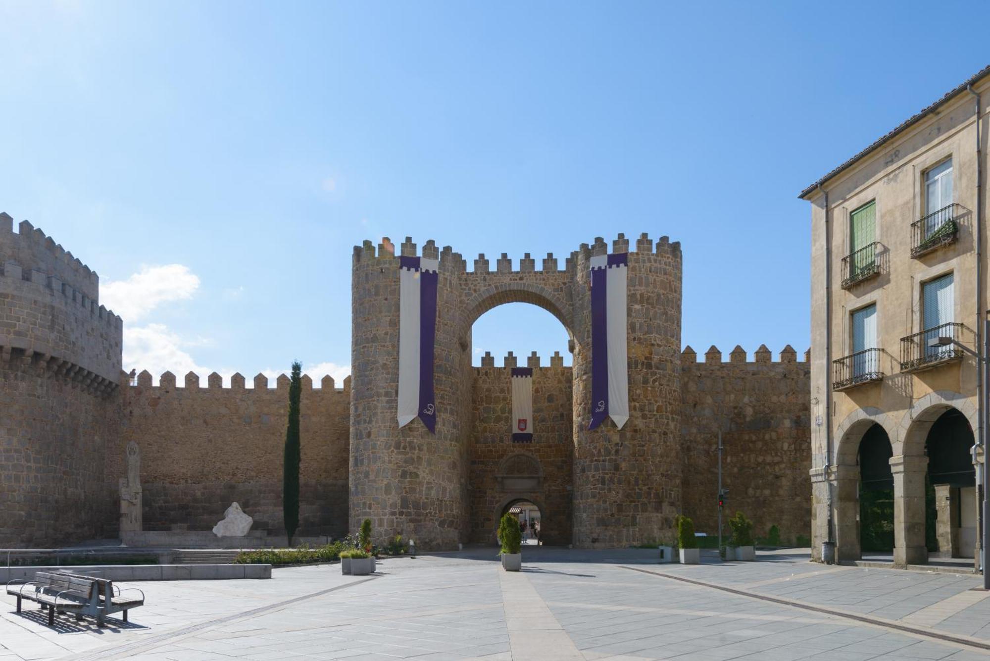 Balcony View To Avila'S Alcazar 외부 사진