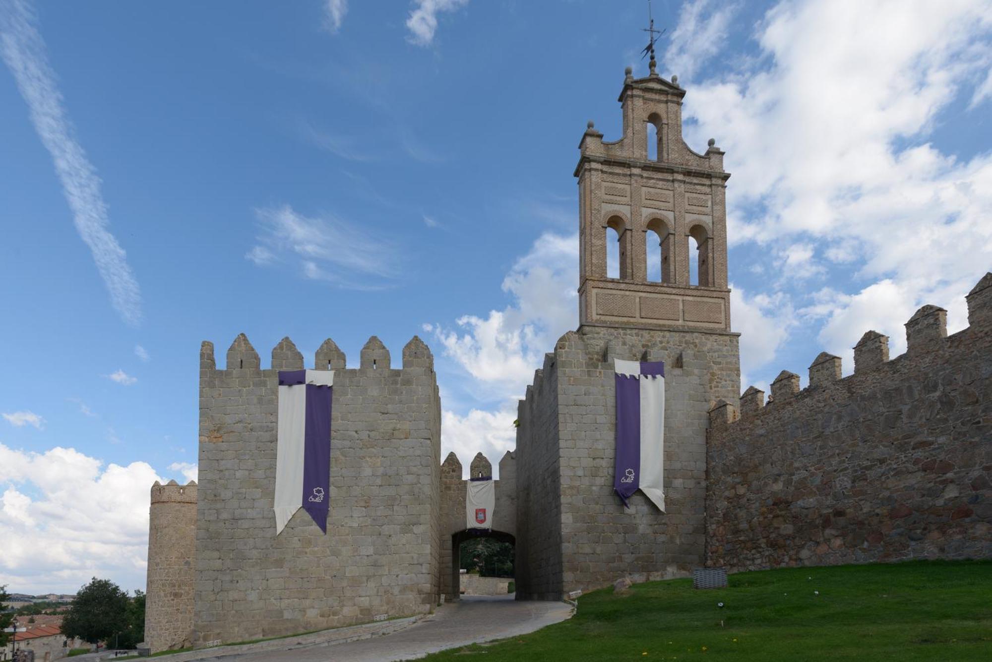Balcony View To Avila'S Alcazar 외부 사진